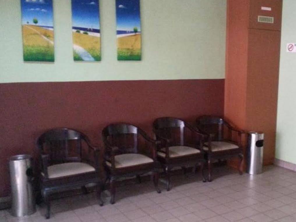 Laila Inn Kuching Exteriér fotografie